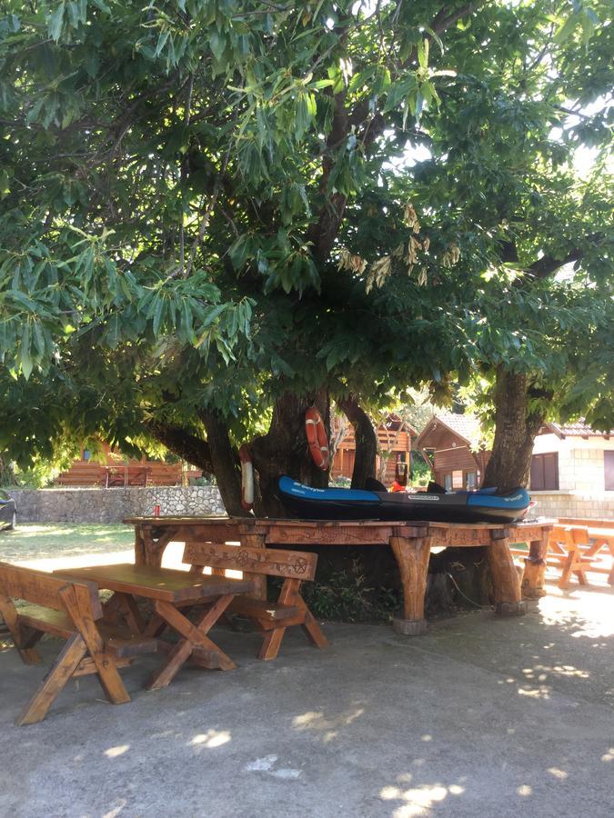 بار B&B Skadar Lake Murici المظهر الخارجي الصورة