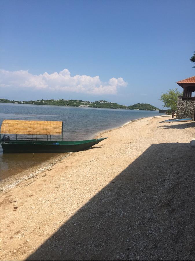 بار B&B Skadar Lake Murici المظهر الخارجي الصورة